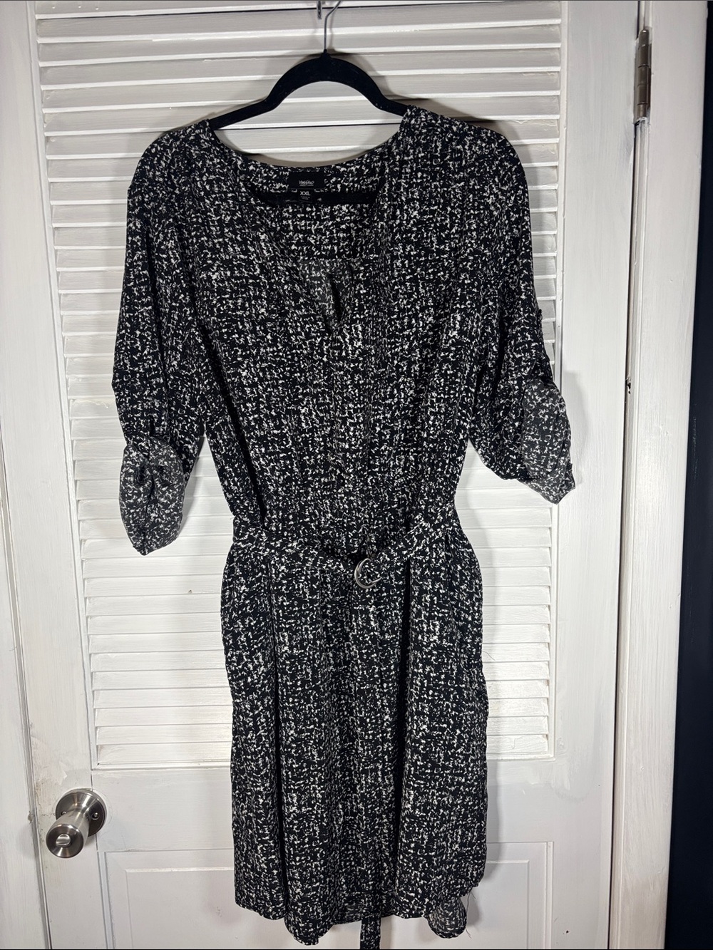 Mossimo Supply Co. Black and White Textured Belted Midi Dress